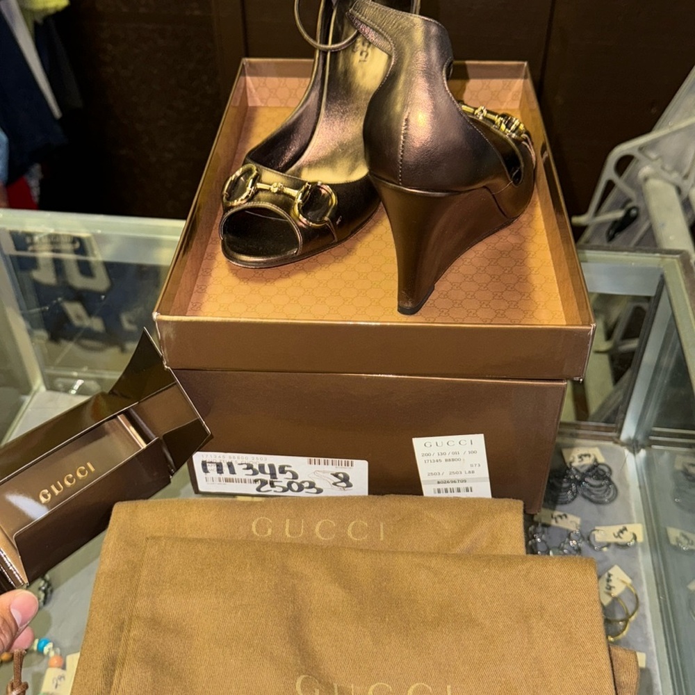 Gucci heals.